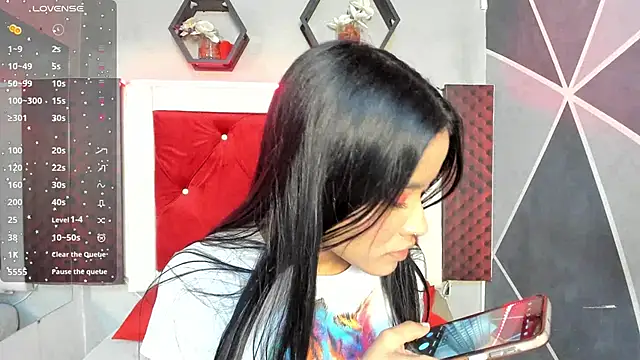 Snapshot of Karoll014 chatting on January 2025 11:54:01 AM Karoll014 online show from January 2025 11:54:01 AM
