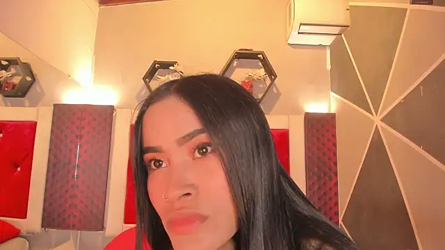 Karoll014 online show from June 2026 12:15:02 PM