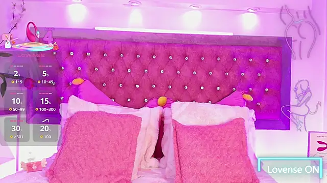 Snapshot of Tayzon_Foxxx chatting on October 2025 12:49:02 PM Tayzon Foxxx online show from October 2025 12:49:02 PM