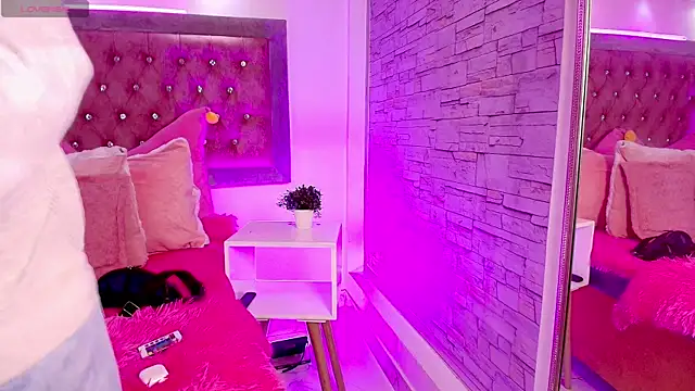 Tayzon Foxxx online show from November 2025 12:27:02 PM