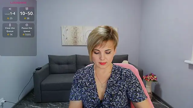 Julia Wilsone online show from February 2026 01:27:02 PM