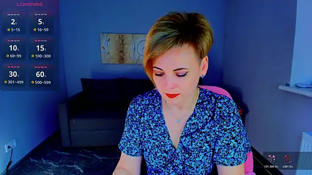 Julia Wilsone online show from March 2026 01:06:01 PM