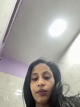 AlisonHoot69 online show from May 2026 10:04:02 PM