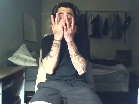 Snapshot of tengocanicas chatting on January 2026 10:07:02 AM tengocanicas online show from January 2026 10:07:02 AM