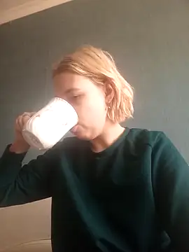 Gussie Bridie online show from January 2025 09:02:02 AM