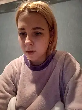 Gussie Bridie online show from February 2025 03:06:01 PM