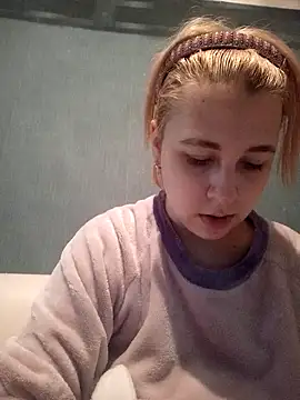 Gussie Bridie online show from February 2025 02:21:02 PM