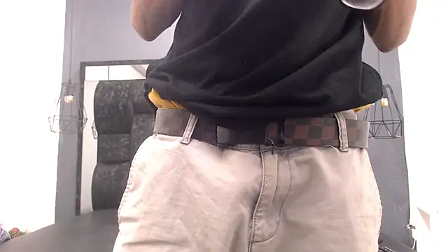 Jose Smoke online show from October 2025 03:15:02 AM