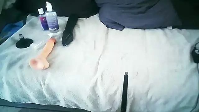 Snapshot of chattedelope chatting on December 2025 12:56:01 PM chattedelope online show from December 2025 12:56:01 PM