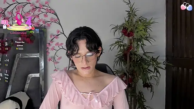 Black Rose2 online show from September 2025 12:08:02 PM