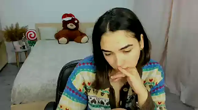 Snapshot of Alexa_Dolly12 chatting on December 2024 09:14:02 AM Alexa Dolly12 online show from December 2024 09:14:02 AM