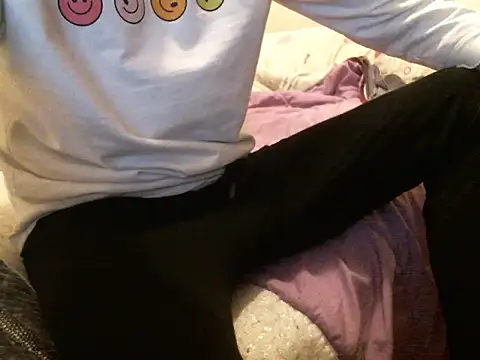 bravo23toro online show from February 2026 09:44:02 PM