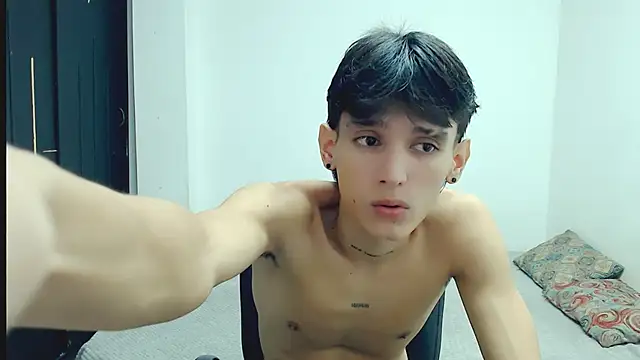 Snapshot of Curtis_Jones chatting on January 2025 02:58:01 PM Curtis Jones online show from January 2025 02:58:01 PM