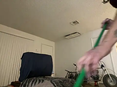 Snapshot of freakzmexx chatting on December 2024 06:10:02 AM freakzmexx online show from December 2024 06:10:02 AM