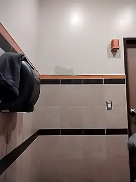 Snapshot of freakzmexx chatting on January 2026 10:47:02 PM freakzmexx online show from January 2026 10:47:02 PM