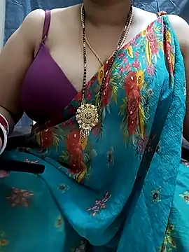 Snapshot of Desi_bhabhiii chatting on March 2025 06:29:01 AM Desi bhabhiii online show from March 2025 06:29:01 AM