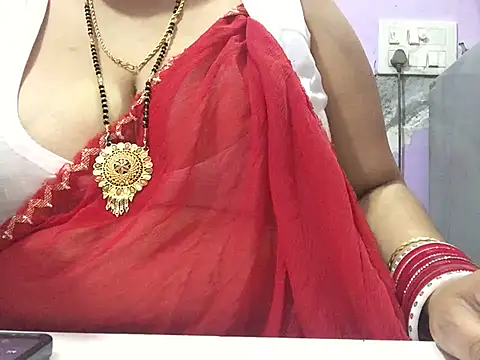 Snapshot of Desi_bhabhiii chatting on March 2025 06:14:02 AM Desi bhabhiii online show from March 2025 06:14:02 AM