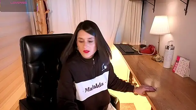 Alice milf  online show from December 2025 11:14:02 AM