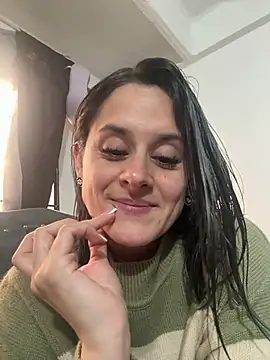 Snapshot of Alice_milf_ chatting on July 2026 09:21:01 PM Alice milf online show from July 2026 09:21:01 PM