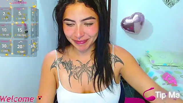 Snapshot of _luna_torres chatting on December 2024 12:05:01 AM luna torres online show from December 2024 12:05:01 AM