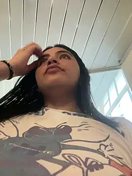  luna torres online show from June 2026 12:13:02 PM