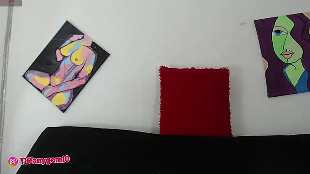 Snapshot of tiffany_gomez9 chatting on December 2024 01:51:01 AM tiffany gomez9 online show from December 2024 01:51:01 AM