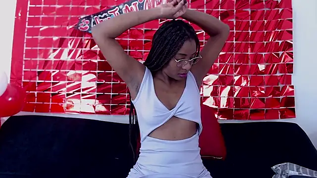 Snapshot of tiffany_gomez9 chatting on February 2025 09:19:02 PM tiffany gomez9 online show from February 2025 09:19:02 PM