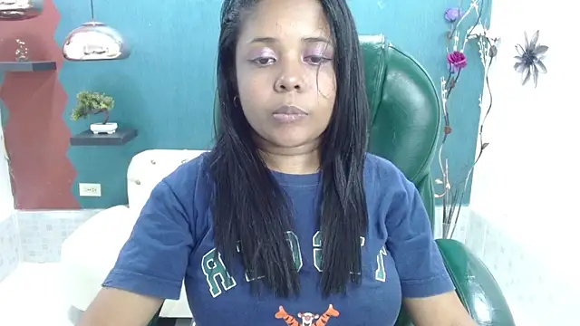 Melikasweetz online show from January 2025 05:24:02 PM