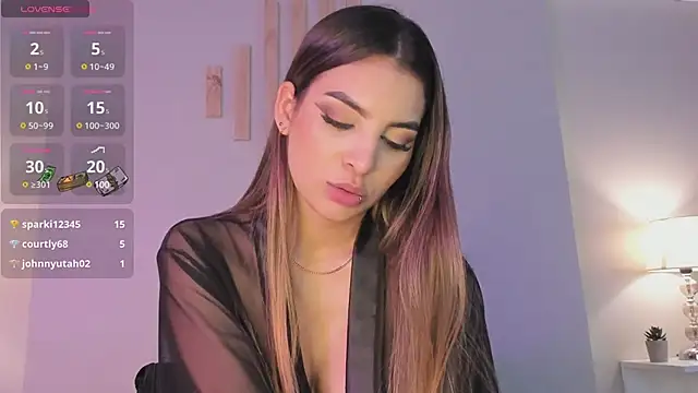 Snapshot of VictoriaNoah_ chatting on January 2025 10:34:02 PM VictoriaNoah online show from January 2025 10:34:02 PM