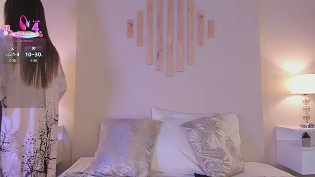 Snapshot of VictoriaNoah_ chatting on September 2025 07:36:01 PM VictoriaNoah online show from September 2025 07:36:01 PM