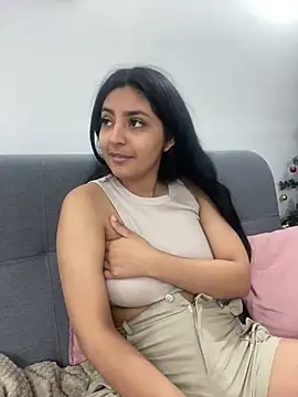 Snapshot of cloe_small chatting on December 2024 10:12:02 AM cloe small online show from December 2024 10:12:02 AM