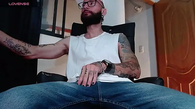 ren stipee online show from February 2025 04:03:01 AM