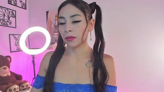 emma-hiill online show from December 2024 01:57:02 PM