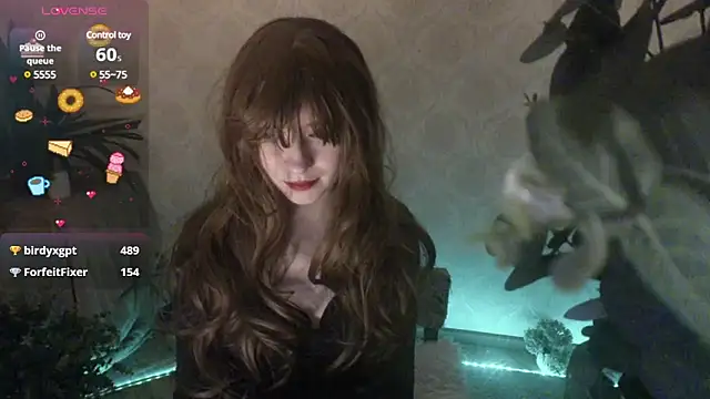 Snapshot of _Lost_Mademoiselle_ chatting on February 2025 04:37:01 AM Lost Mademoiselle online show from February 2025 04:37:01 AM