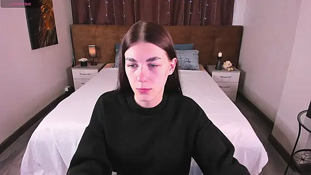 toooyour online show from October 2025 10:07:01 PM