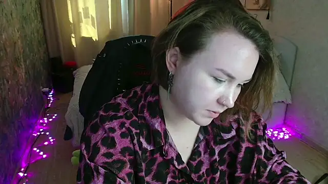 Jenny Fox online show from April 2026 07:01:01 AM