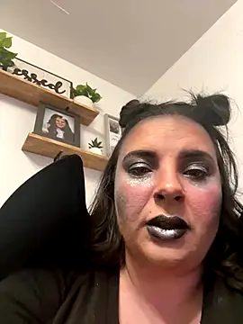 lairarose online show from November 2025 02:25:01 AM