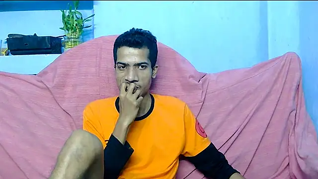 Alex Suman25 online show from March 2025 06:54:01 PM