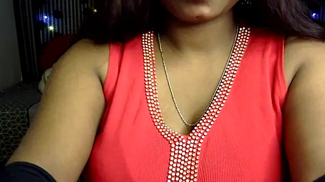 Snapshot of Radhika_Singhaniya chatting on December 2024 05:26:01 PM Radhika Singhaniya online show from December 2024 05:26:01 PM