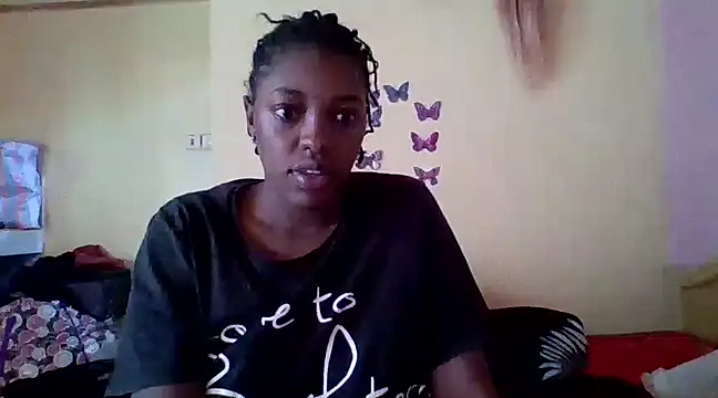 Snapshot of Zara_Twilight chatting on February 2025 01:01:01 PM Zara Twilight online show from February 2025 01:01:01 PM
