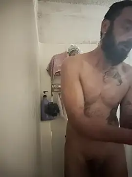 Snapshot of C8L3U chatting on December 2024 05:58:02 AM C8L3U online show from December 2024 05:58:02 AM