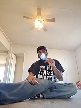 Snapshot of C8L3U chatting on January 2025 05:04:01 PM C8L3U online show from January 2025 05:04:01 PM