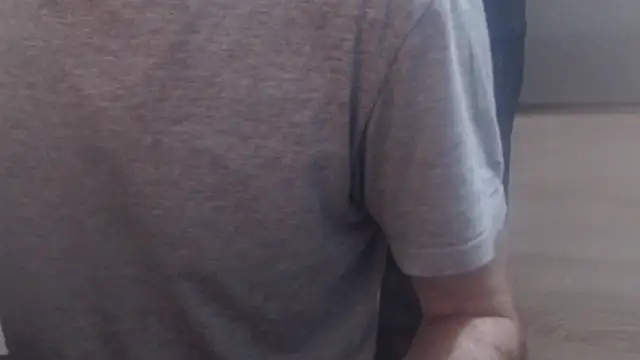 uncutguy01 online show from December 2024 02:05:02 PM