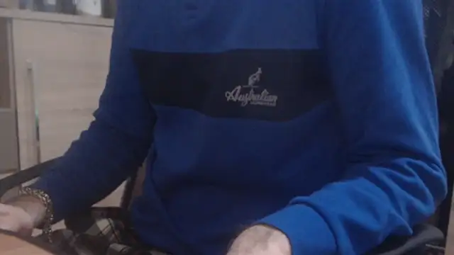 uncutguy01 online show from December 2024 06:57:02 AM