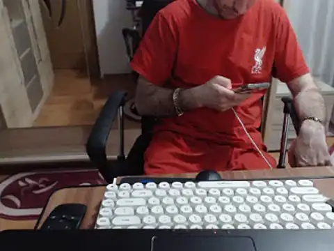 uncutguy01 online show from March 2025 04:12:02 PM
