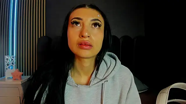 Nicolette ks  online show from April 2026 04:41:02 AM