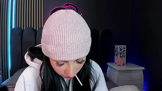 Nicolette ks  online show from May 2026 05:34:01 AM