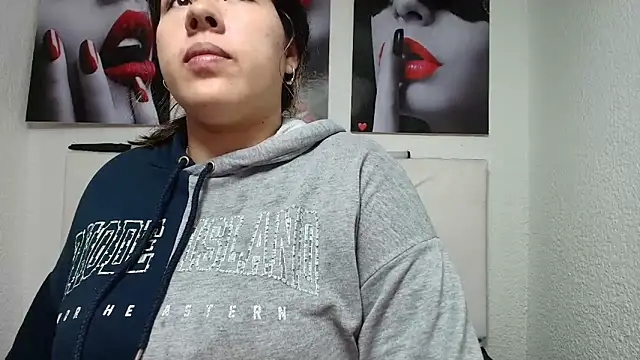 LinaBrowm online show from June 2026 02:59:02 PM
