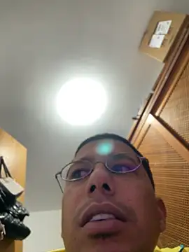 Casaloculttoo online show from May 2026 11:54:02 PM