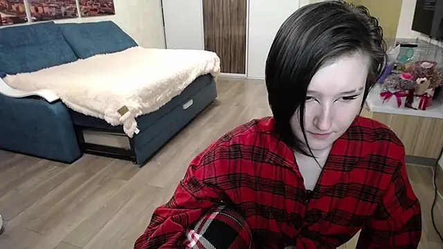 Kira Bakker online show from October 2025 02:56:01 PM